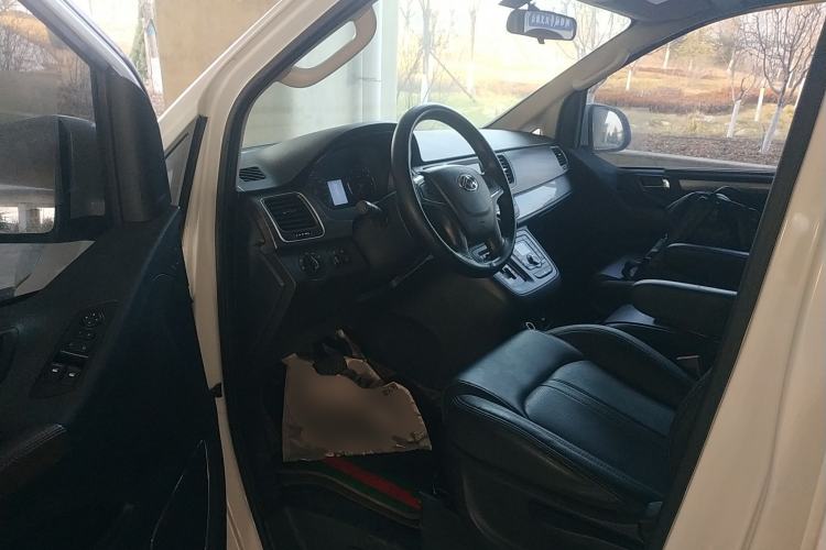 Used SAIC MAXUS G10 2019 Facelift PLUS 2.0T Automatic Elite Edition China VI Driver Seat
