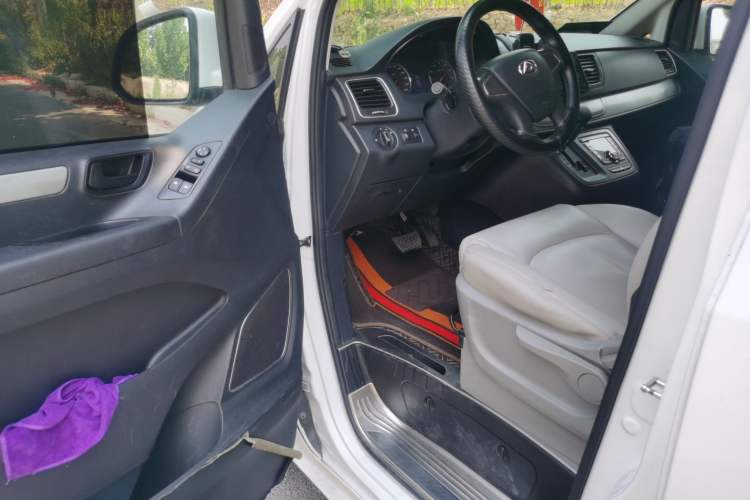 Used SAIC MAXUS G10 2019 Facelift PLUS 2.0T Automatic Smart Edition China VI Standard Driver Seat