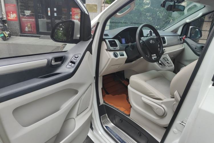 Used SAIC MAXUS G10 2019 PLUS 2.0T Automatic Elite Edition China VI Standard Driver Seat