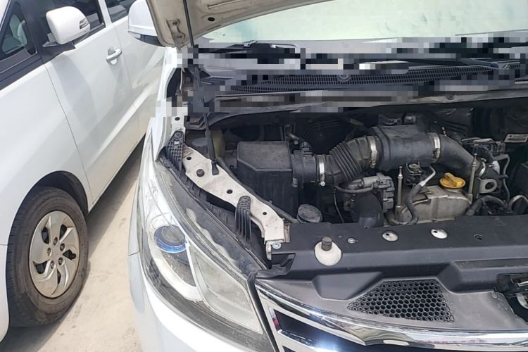 Used SAIC MAXUS G10 2019 PLUS 1.9T Manual Elite Edition Diesel China V Standard Engine Bay Right