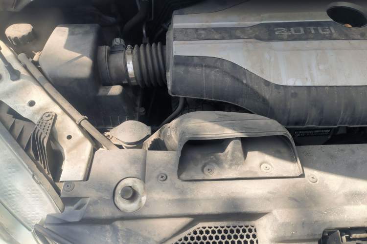 Used SAIC MAXUS G10  Engine Bay Right