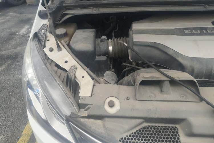 Used SAIC MAXUS G10 2019 PLUS 2.0T Automatic Elite Edition China V Standard Engine Bay Right