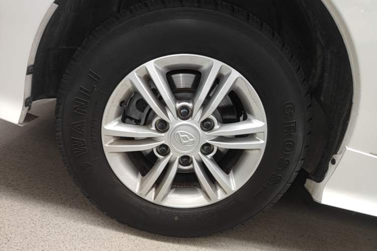 Used SAIC MAXUS G10 2019 PLUS 2.0T Automatic Elite Edition China VI Standard Exterior 5