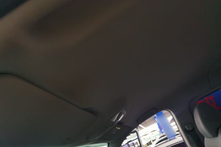 Used SAIC MAXUS G10 2019 Facelift PLUS 2.0T Automatic Smart Edition China VI Standard Headliner