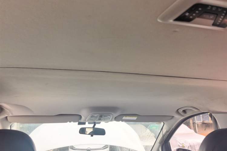 Used SAIC MAXUS G10 2019 PLUS 2.0T Automatic Smart Edition China V Standard Headliner