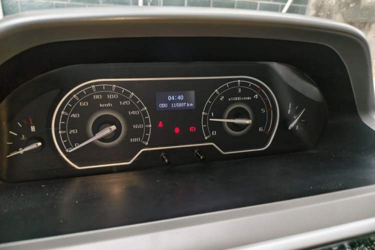 Used SAIC MAXUS G10 2019 PLUS 2.0T Manual Smart Edition China V Standard Instrument Cluster