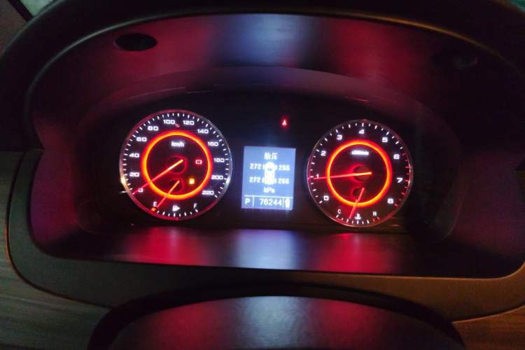 Used SAIC MAXUS G10 2019 Facelift PLUS 2.0T Automatic Elite Edition China VI Instrument Cluster