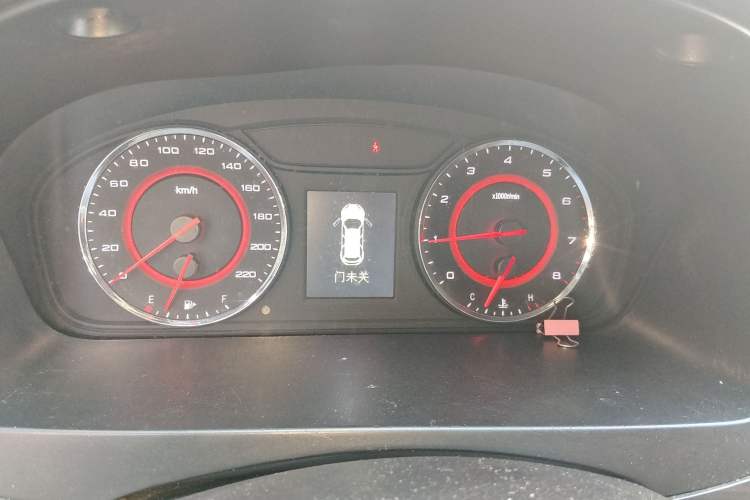 Used SAIC MAXUS G10 2019 Facelift PLUS 2.0T Automatic Elite Edition China VI Instrument Cluster