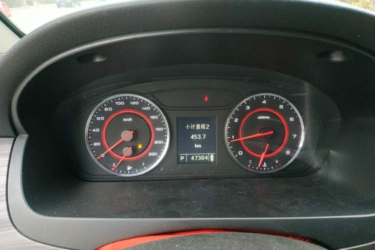 Used SAIC MAXUS G10 2019 Facelift PLUS 2.0T Automatic Elite Edition China VI Instrument Cluster