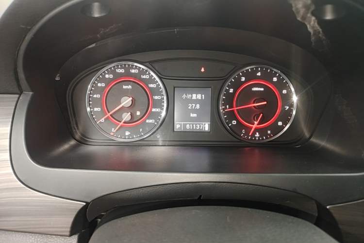 Used SAIC MAXUS G10 2019 PLUS 2.0T Automatic Elite Edition China VI Standard Instrument Cluster