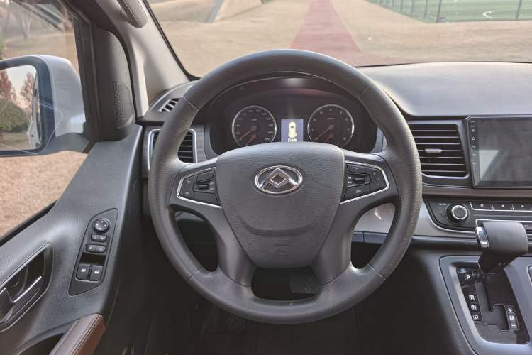 Used SAIC MAXUS G10 2019 Facelift PLUS 2.0T Automatic Elite Edition China VI Interior 6