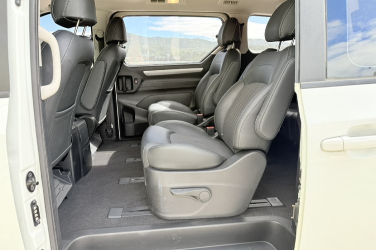 Used SAIC MAXUS G10 2019 PLUS 2.0T Automatic Elite Edition China VI Standard Interior 8
