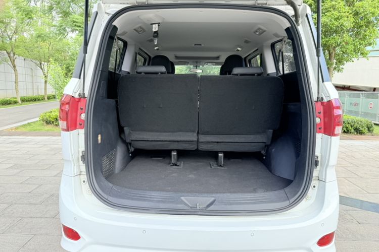 Used SAIC MAXUS G10 2019 PLUS 2.0T Automatic Elite Edition China VI Standard Interior 9