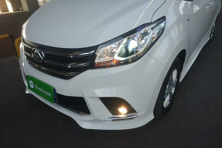 Used SAIC MAXUS G10 2019 Facelift PLUS 2.0T Automatic Elite Edition China VI Left Front Headlight
