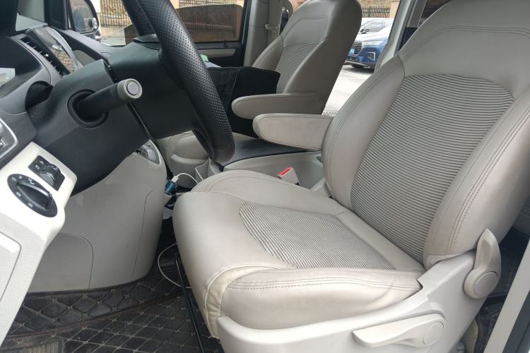 Used SAIC MAXUS G10 2019 PLUS 2.0T Automatic Elite Edition China VI Standard Left Front Seat