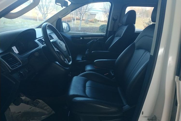 Used SAIC MAXUS G10 2019 Facelift PLUS 2.0T Automatic Elite Edition China VI Left Front Seat