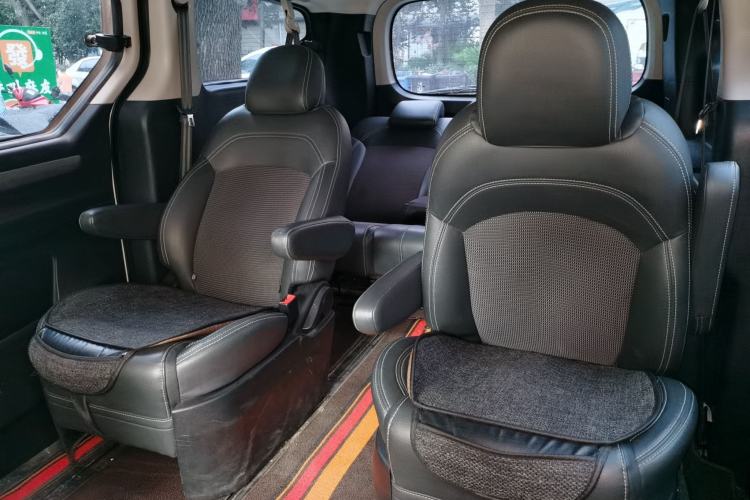 Used SAIC MAXUS G10 2019 PLUS 1.9T Manual Elite Edition Diesel China V Standard Left Rear Seat