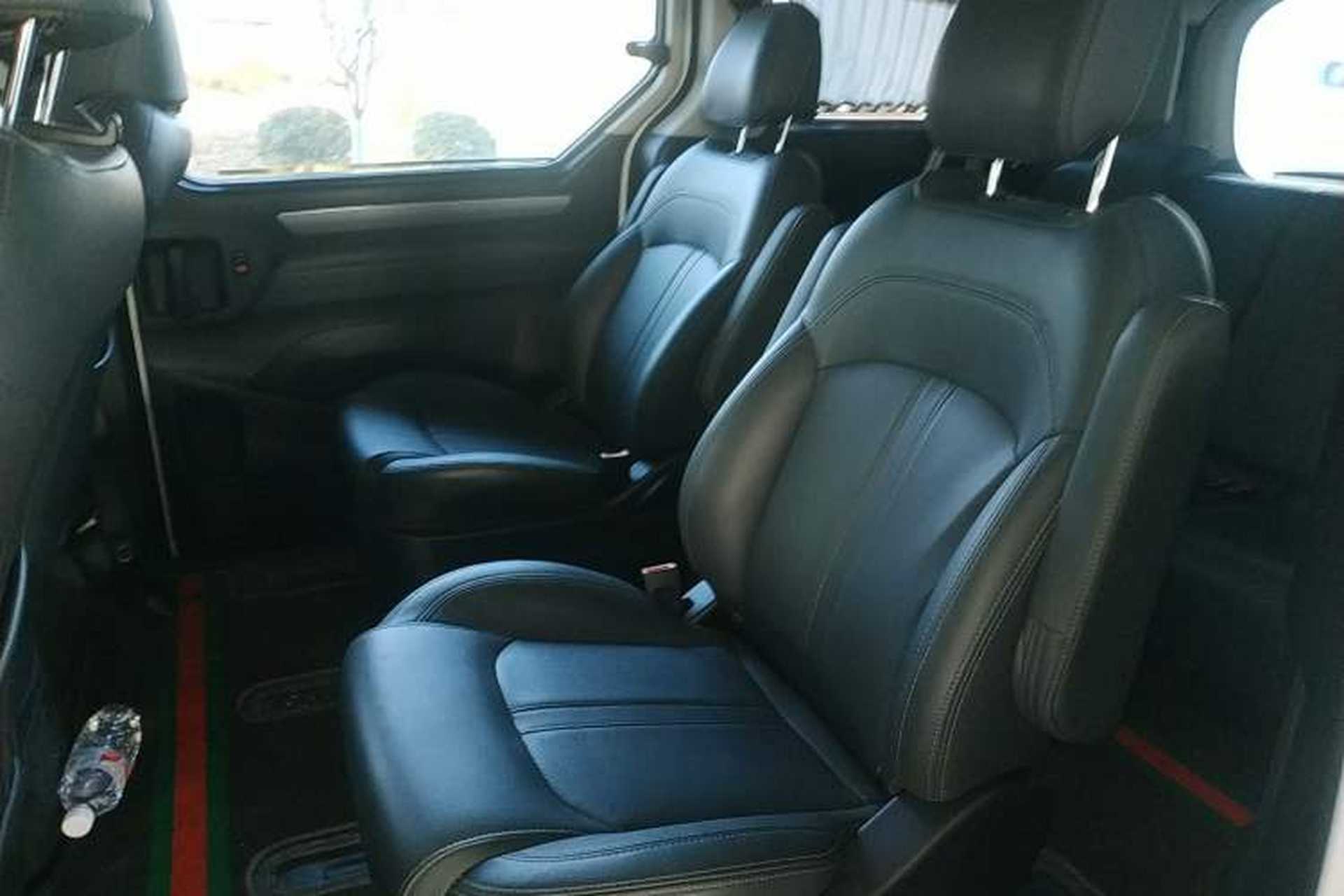 Used SAIC MAXUS G10 2019 Facelift PLUS 2.0T Automatic Elite Edition China VI Left Rear Seat