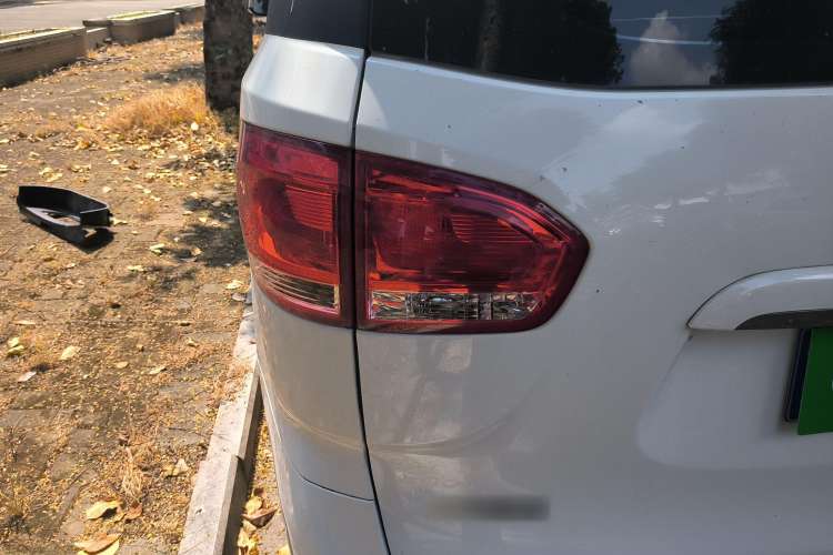 Used SAIC MAXUS G10 2019 PLUS 2.0T Automatic Elite Edition China VI Standard Left Rear Taillight