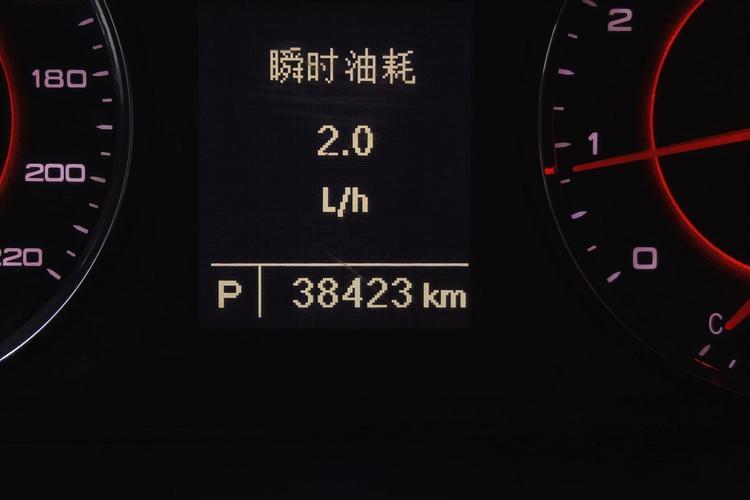 Used SAIC MAXUS G10 2019 PLUS 2.0T Automatic Elite Edition China V Standard Odometer Close Up