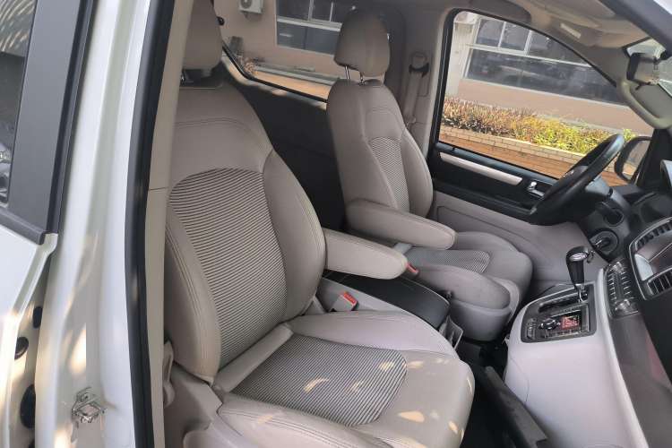 Used SAIC MAXUS G10 2019 PLUS 2.0T Automatic Elite Edition China VI Standard Right Front Seat