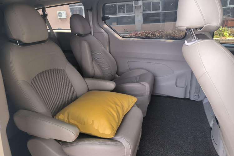 Used SAIC MAXUS G10 2019 PLUS 2.0T Automatic Elite Edition China VI Standard Right Rear Seat