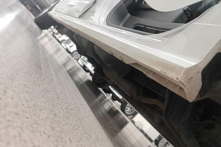Used SAIC MAXUS G10 2019 PLUS 2.0T Automatic Elite Edition China VI Standard Right Side Sill