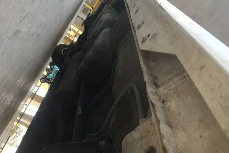 Used SAIC MAXUS G10 2019 Facelift PLUS 2.0T Automatic Elite Edition China VI Right Side Sill