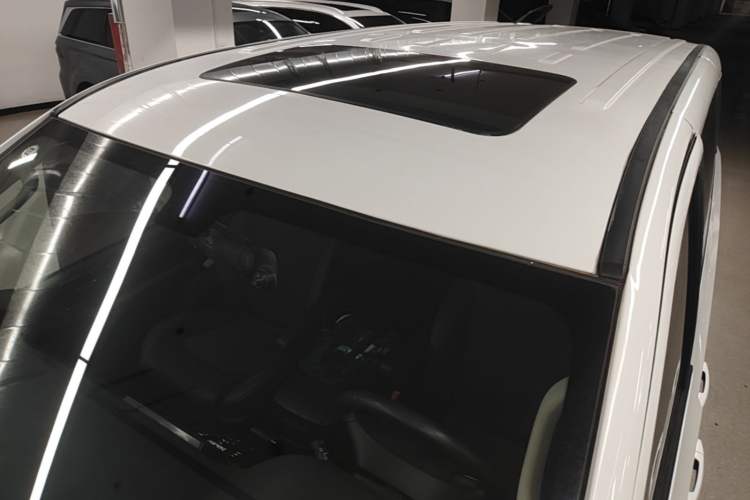 Used SAIC MAXUS G10 2019 PLUS 2.0T Automatic Elite Edition China VI Standard Roof
