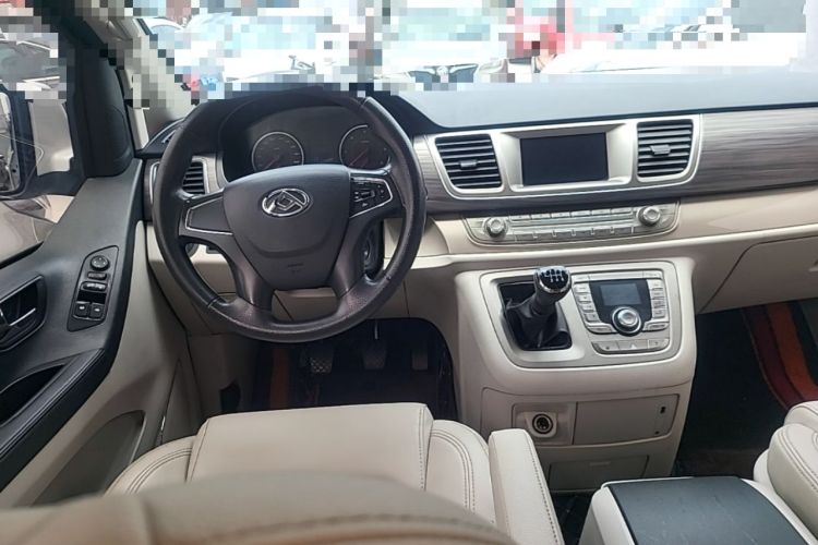Used SAIC MAXUS G10 2019 PLUS 1.9T Manual Elite Edition Diesel China V Standard Steering Wheel