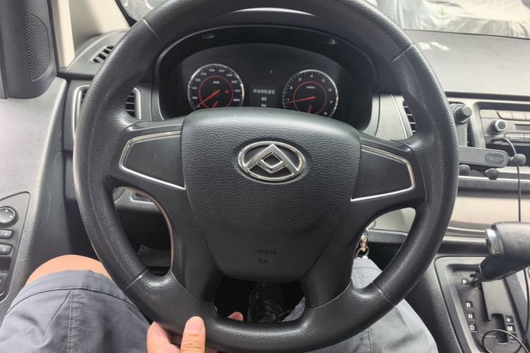 Used SAIC MAXUS G10 2019 PLUS 2.0T Automatic Smart Edition China V Standard Steering Wheel