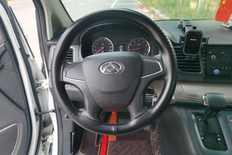 Used SAIC MAXUS G10 2019 Facelift PLUS 2.0T Automatic Smart Edition China VI Standard Steering Wheel