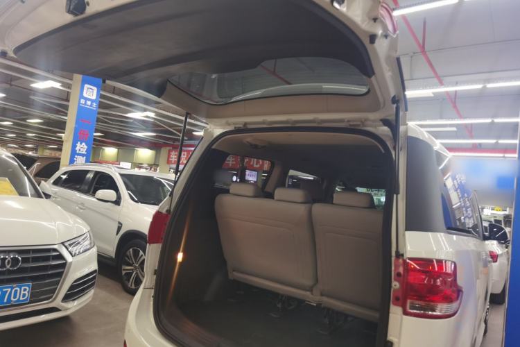 Used SAIC MAXUS G10 2019 Facelift PLUS 2.0T Automatic Smart Edition China VI Standard Trunk