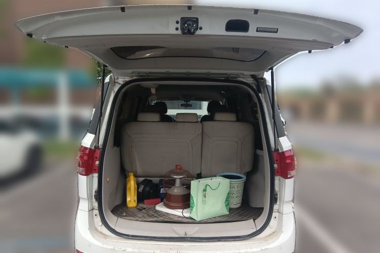 Used SAIC MAXUS G10 2019 PLUS 2.0T Automatic Elite Edition China VI Standard Trunk