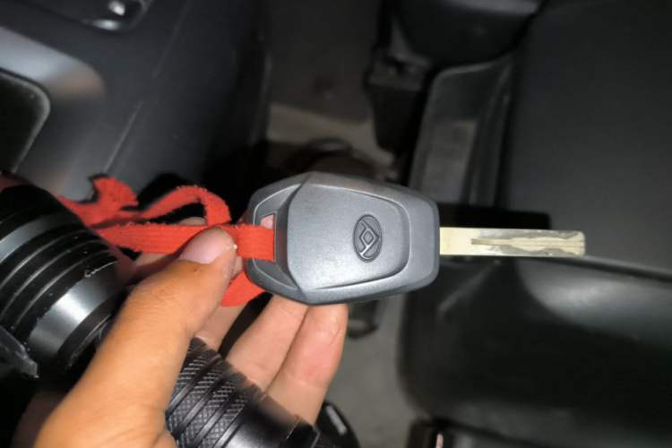 Used SAIC MAXUS G10 2019 Facelift PLUS 2.0T Automatic Elite Edition China VI Vehicle Key