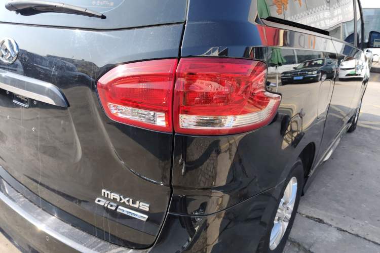Used SAIC MAXUS G10 2021 2.0T Manual Elite Edition Diesel 7-Seater Exterior 6