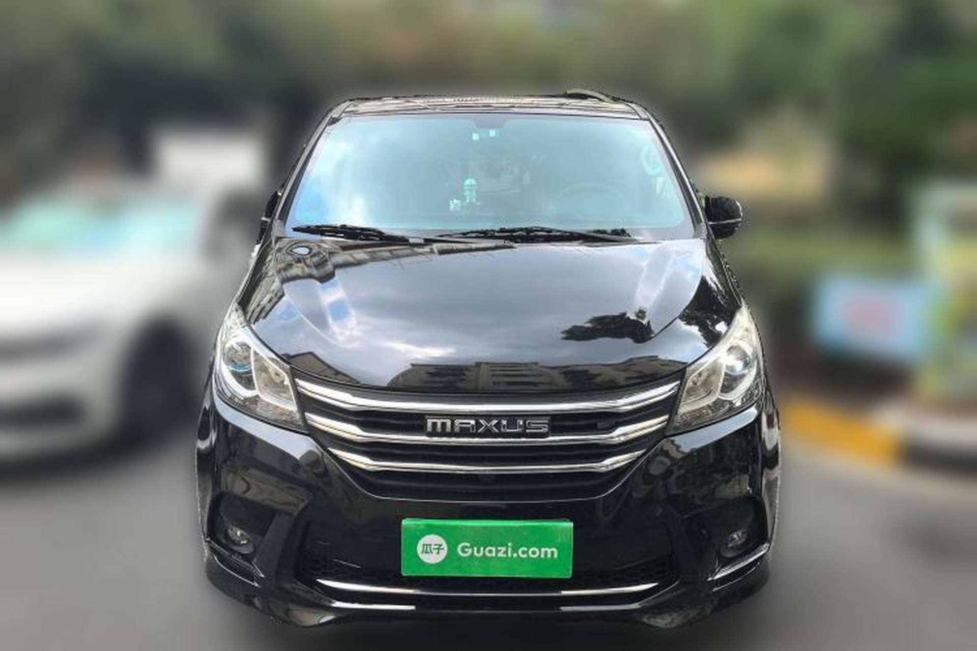 Used SAIC MAXUS G10 2021 2.0T Automatic Elite Edition Diesel 9-Seater Front