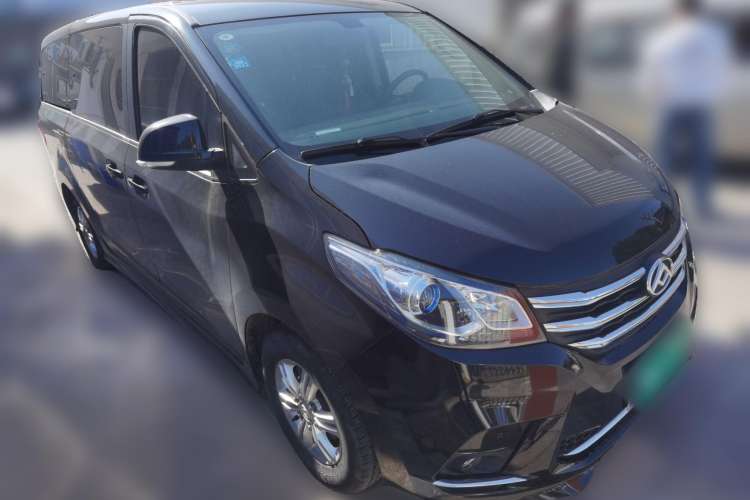 Used SAIC MAXUS G10 2021 2.0T Automatic Elite Edition Diesel 7-Seater Front Right 45 Deg