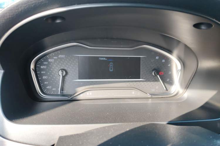 Used SAIC MAXUS G10 2021 2.0T Manual Elite Edition Diesel 7-Seater Instrument Cluster