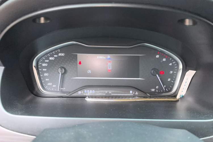 Used SAIC MAXUS G10 2021 2.0T Automatic Elite Edition Diesel 9-Seater Instrument Cluster