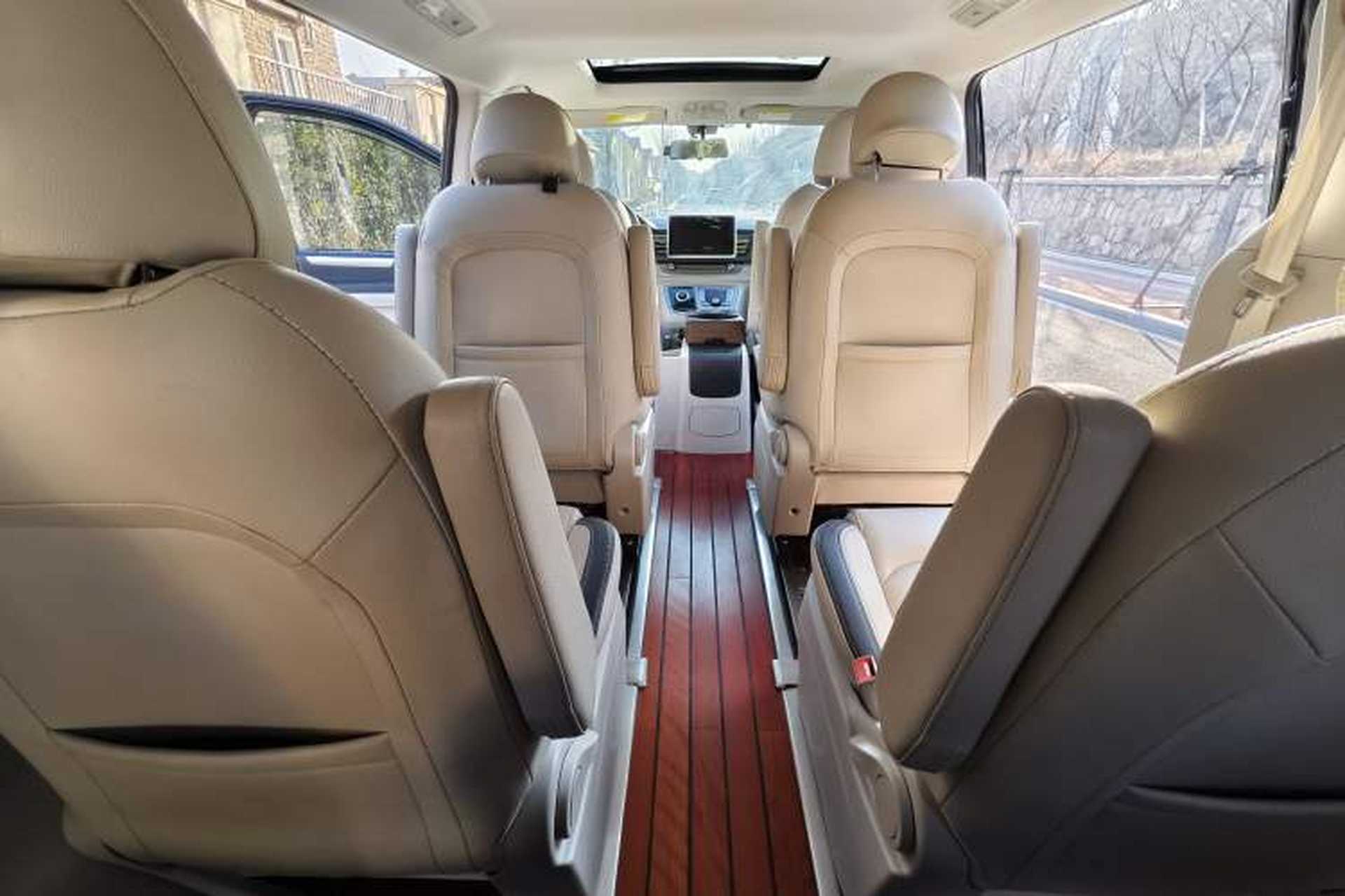 Used SAIC MAXUS G10 2021 2.0T Automatic Elite Edition Diesel 9-Seater Interior 10