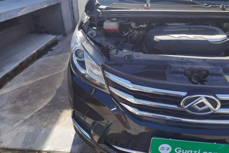 Used SAIC MAXUS G10 2021 2.0T Automatic Elite Edition Diesel 7-Seater Right Front Headlight