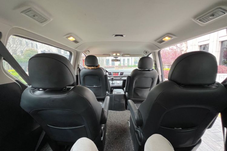 Used SAIC MAXUS G10 2021 2.0T Automatic Elite Edition Gasoline 7-Seater Interior 6