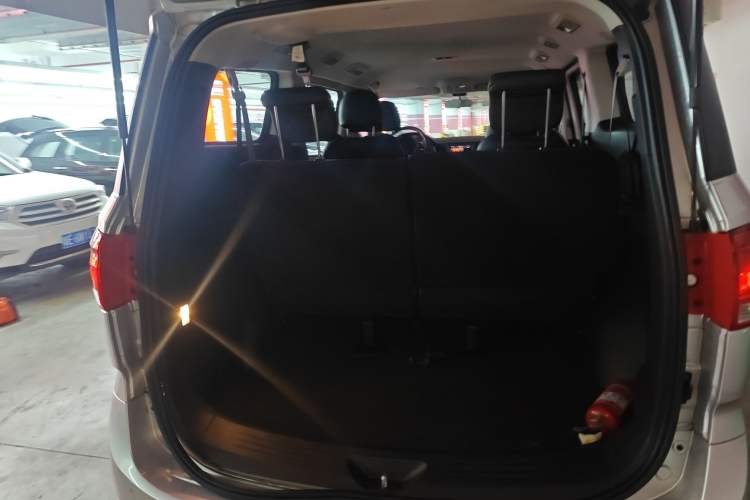 Used SAIC MAXUS G10 2021 2.0T Automatic Elite Edition Gasoline 7-Seater Trunk
