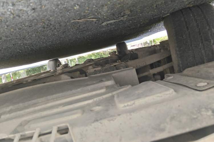 Used SAIC MAXUS G10 2021 2.0T Automatic Elite Edition Diesel 9-Seater Chassis Front
