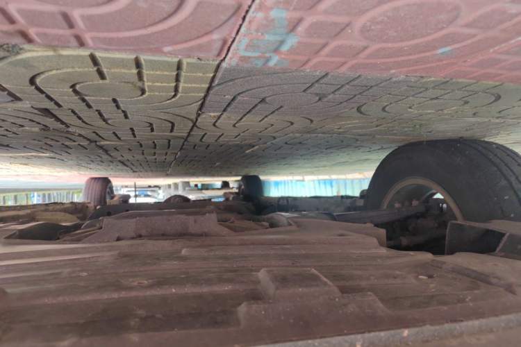 Used SAIC MAXUS G10 2021 2.0T Manual Elite Edition Diesel 8-Seater Chassis Front