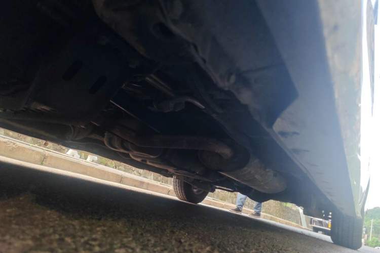 Used SAIC MAXUS G10 2021 2.0T Automatic Elite Edition Diesel 7-Seater Chassis Front Left