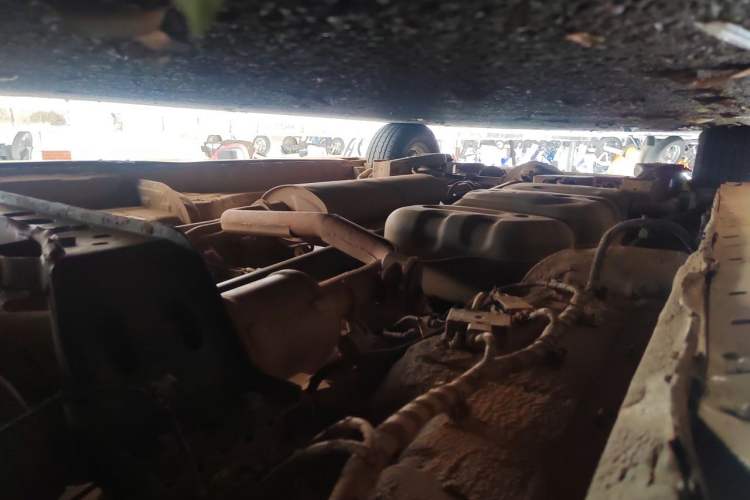 Used SAIC MAXUS G10 2021 2.0T Manual Elite Edition Diesel 7-Seater Chassis Front Right