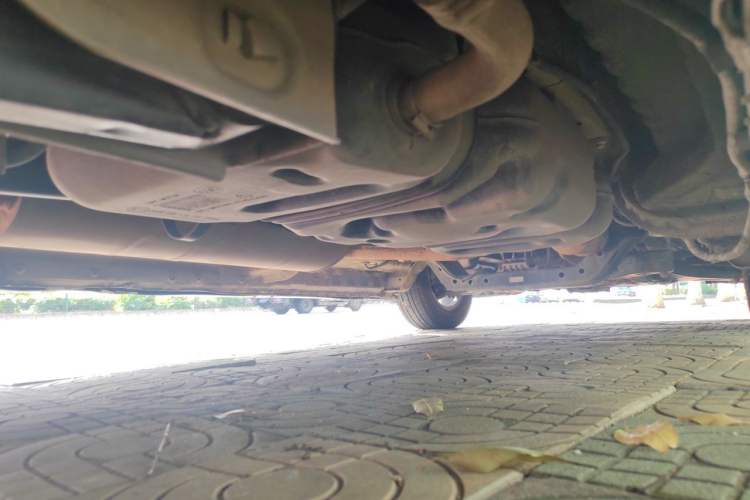 Used SAIC MAXUS G10 2021 2.0T Manual Elite Edition Diesel 8-Seater Chassis Rear Right