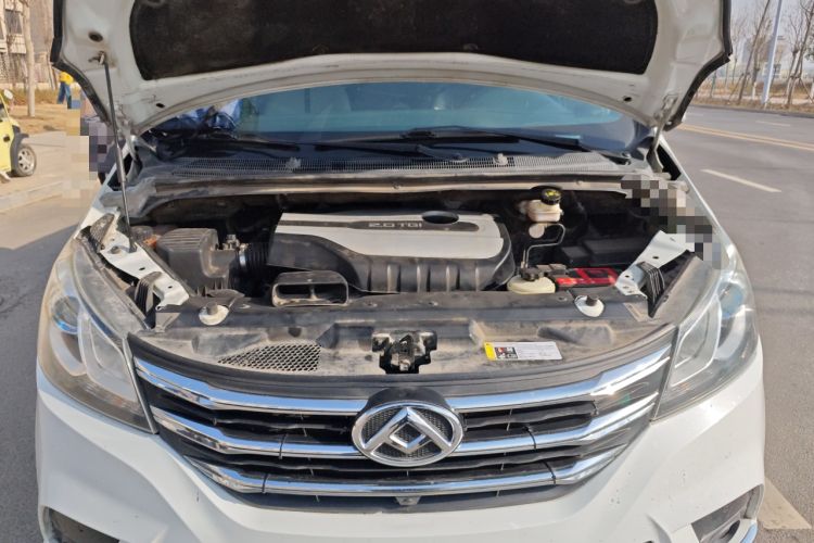 Used SAIC MAXUS G10 2021 2.0T Automatic Elite Edition Gasoline 7-Seater Engine Bay